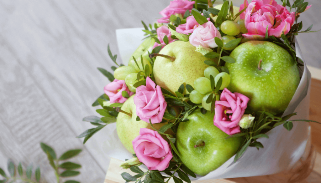 Bó hoa trái cây - Món quà tặng độc đáo và đầy thú vị hiện nay